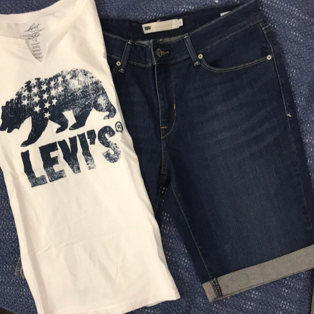 Levis Bermuda Shorts 8